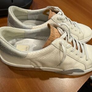 Dolce Vita Zina Sneakers - White